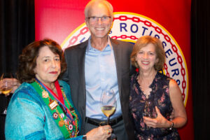 Bailli Judith Mazza, Jim Howe, and Peggy Budnik (Photo by Allan Kam)